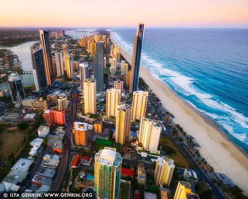 au gold coast surfers paradise 0001