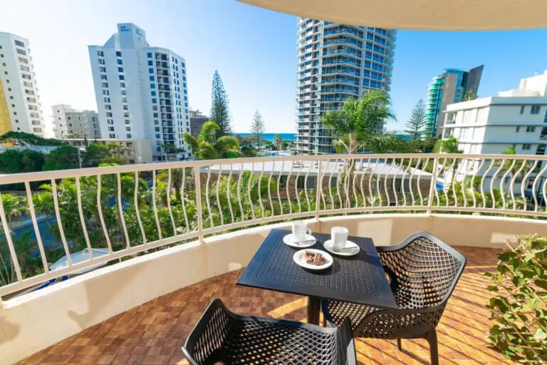 breakfast with a view - 2 bedroom standard apartment
