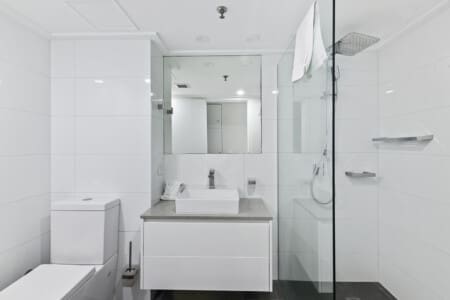fbx7ycybcomxbcrvm49i.jpg